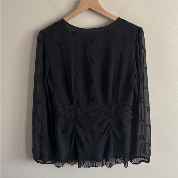 Y2K IcE • beaded and embroidered black silk blouse - Picture 6 of 8
